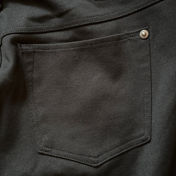 Simply Vera Vera Wang Black Mid-Rise Skinny Straight Leg Jeans. Women Size M - Picture 6 of 8